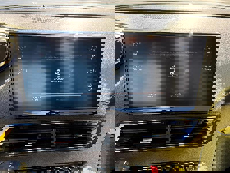 Image Peugeot 5008 2.0 BlueHDi 180 GT EAT8 Matrix leds GPS Carplay Caméra 7 places Régul Adapt Clim auto Gtie 1 an 